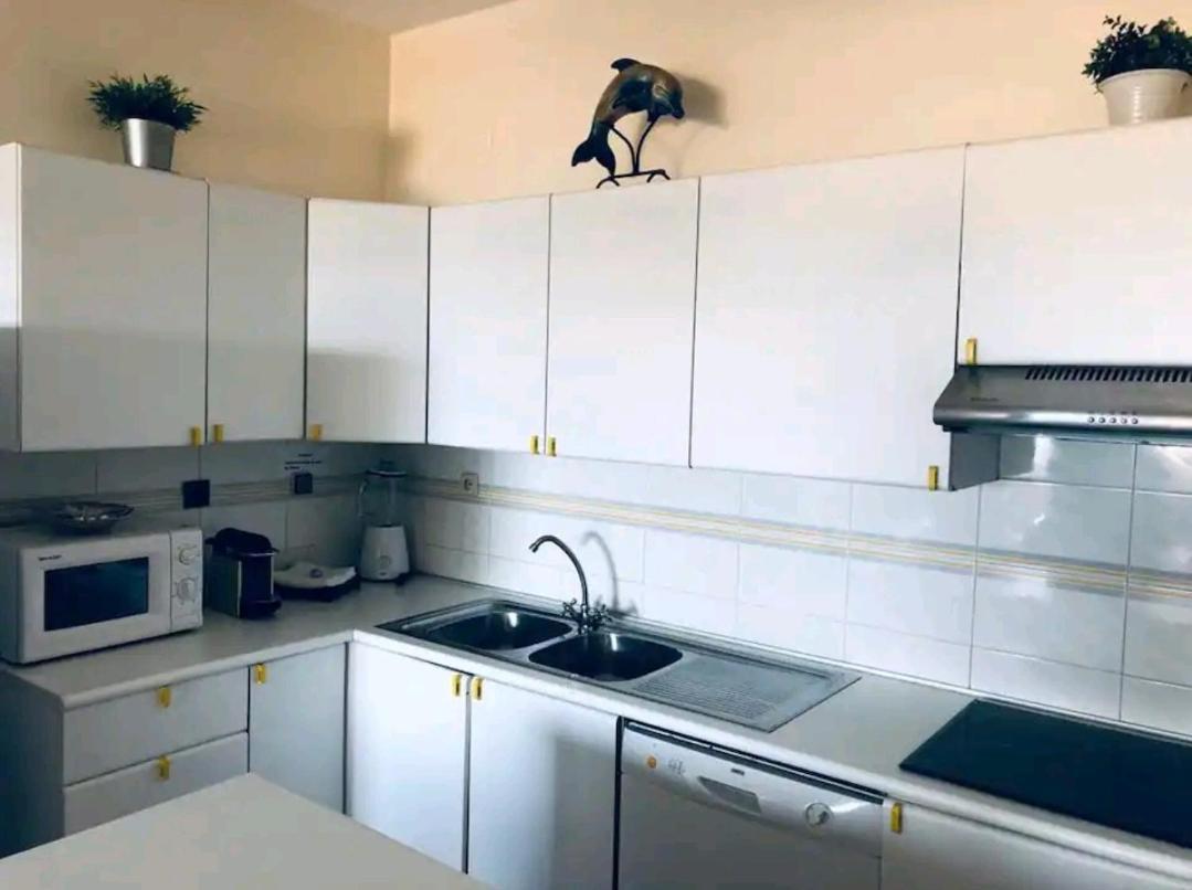 Sea View Apartment With Pool Поршеш Екстериор снимка