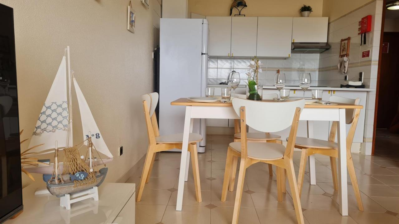 Sea View Apartment With Pool Поршеш Екстериор снимка